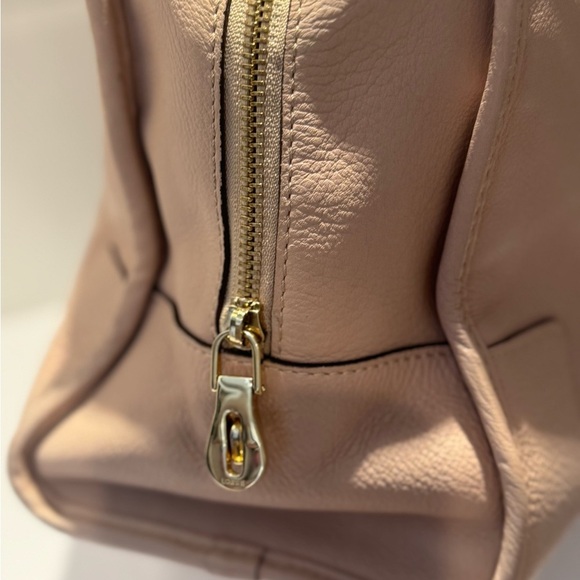 Loewe Amazona Bag Light Pink Authenticity Guaranteed - Picture 13 of 16